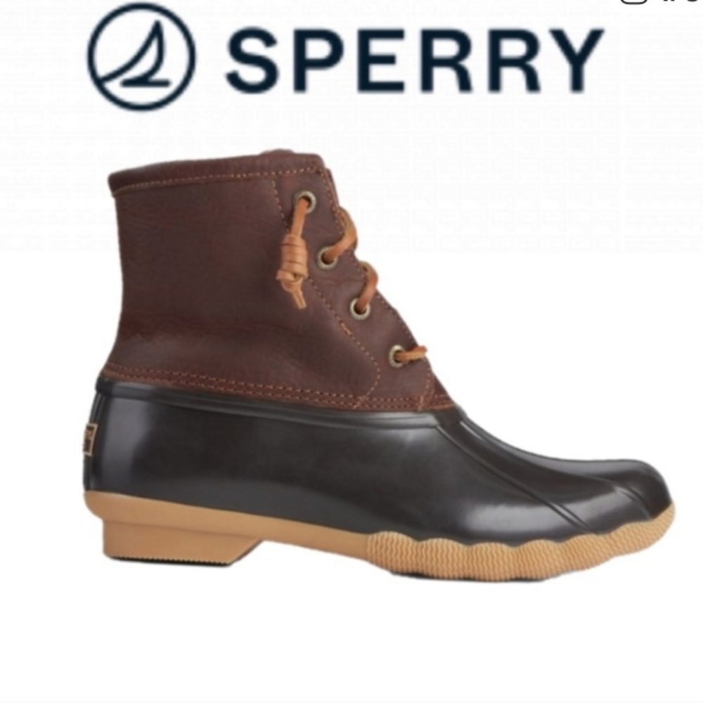Sperry Leather Upper Duck Boots. **Mixed size. One boot is 7.5, one 8